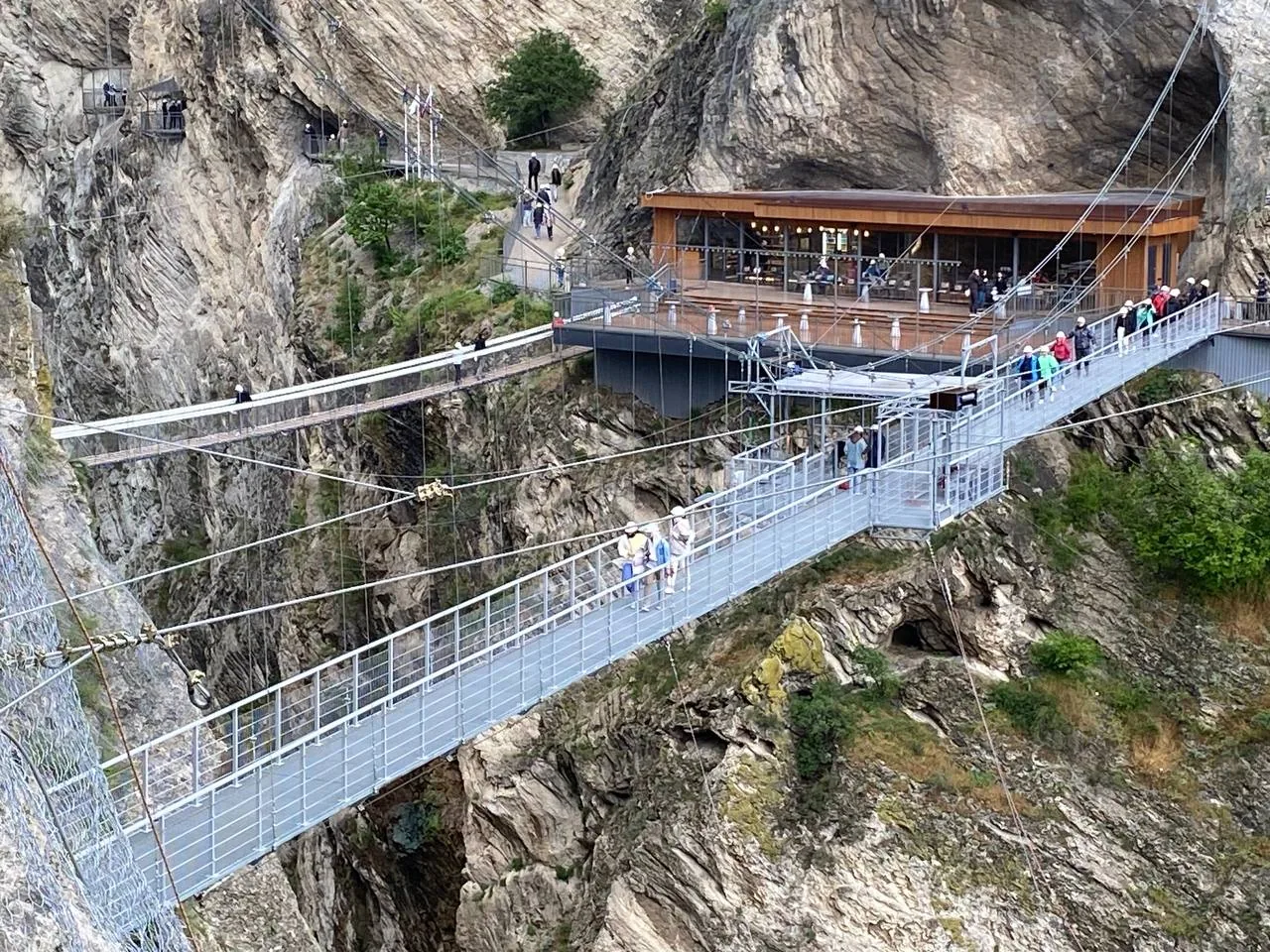 Вид на каньон с площадки